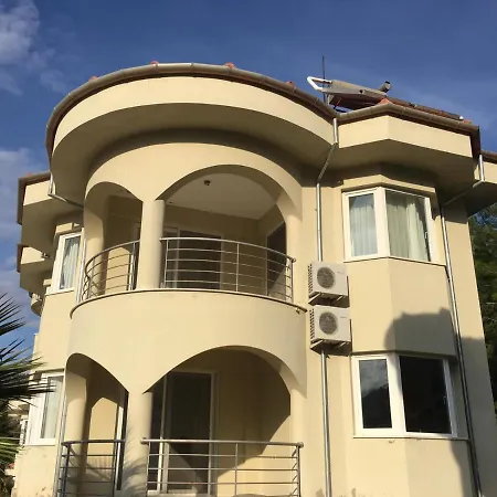 Villa Infinity Lake Side *
